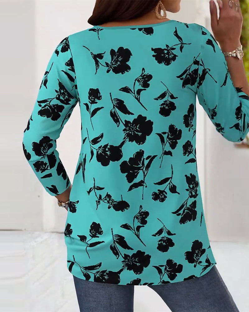 Zaria™ | Women’s Fashionable Patterned Blouse with Button Detail