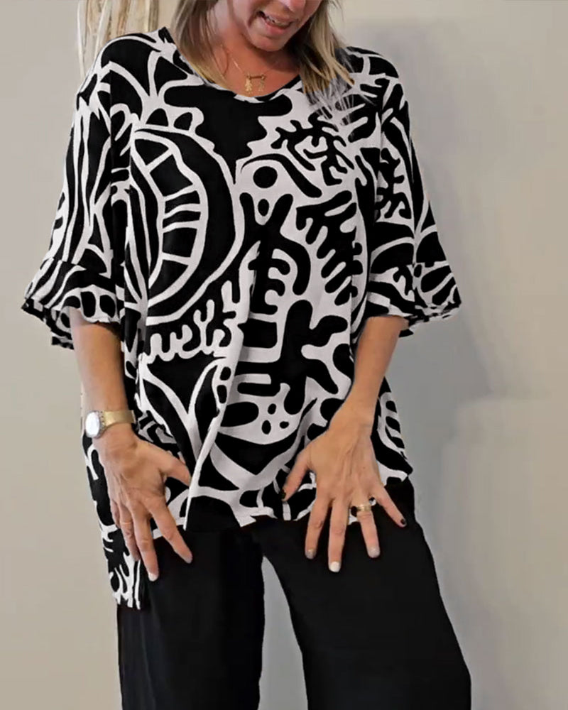 Esra™ | Women’s Loose Top with Abstract Botanical Print