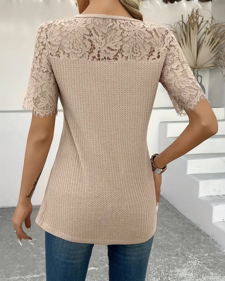Lumi™ | Women’s Knitted T-Shirt with Lace Panel