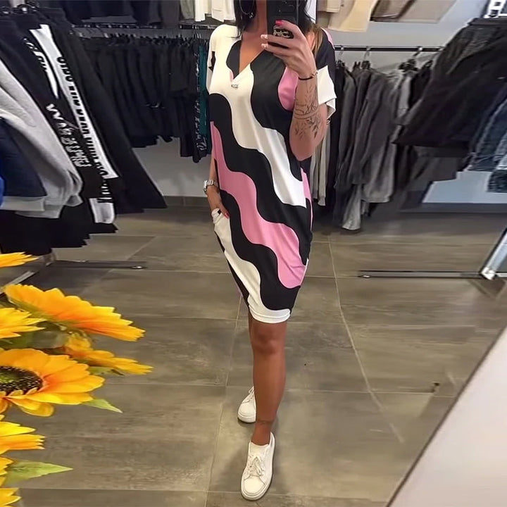 Mabel™ | Women’s V-Neck Dress with Wavy Print